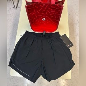 Men’s Small Lululemon shorts ( never worn )